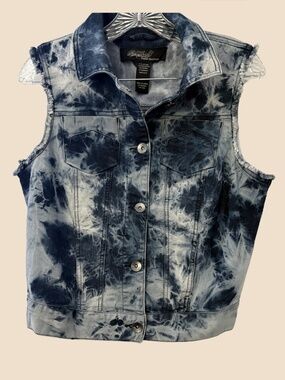Sunrise Tie-Dye Blue-Gray Denim Vest Raw Hem Utility Pocket Distressed Boho Chic